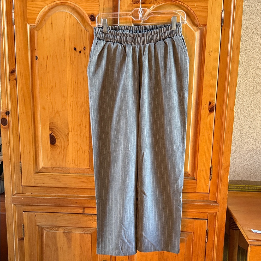 Men's Gray Striped Pants